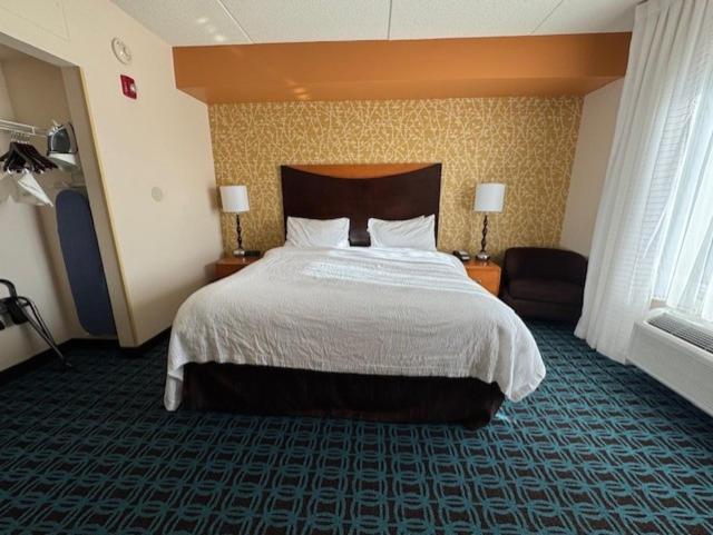 Fairfield Inn By Marriott Моргантаун Экстерьер фото