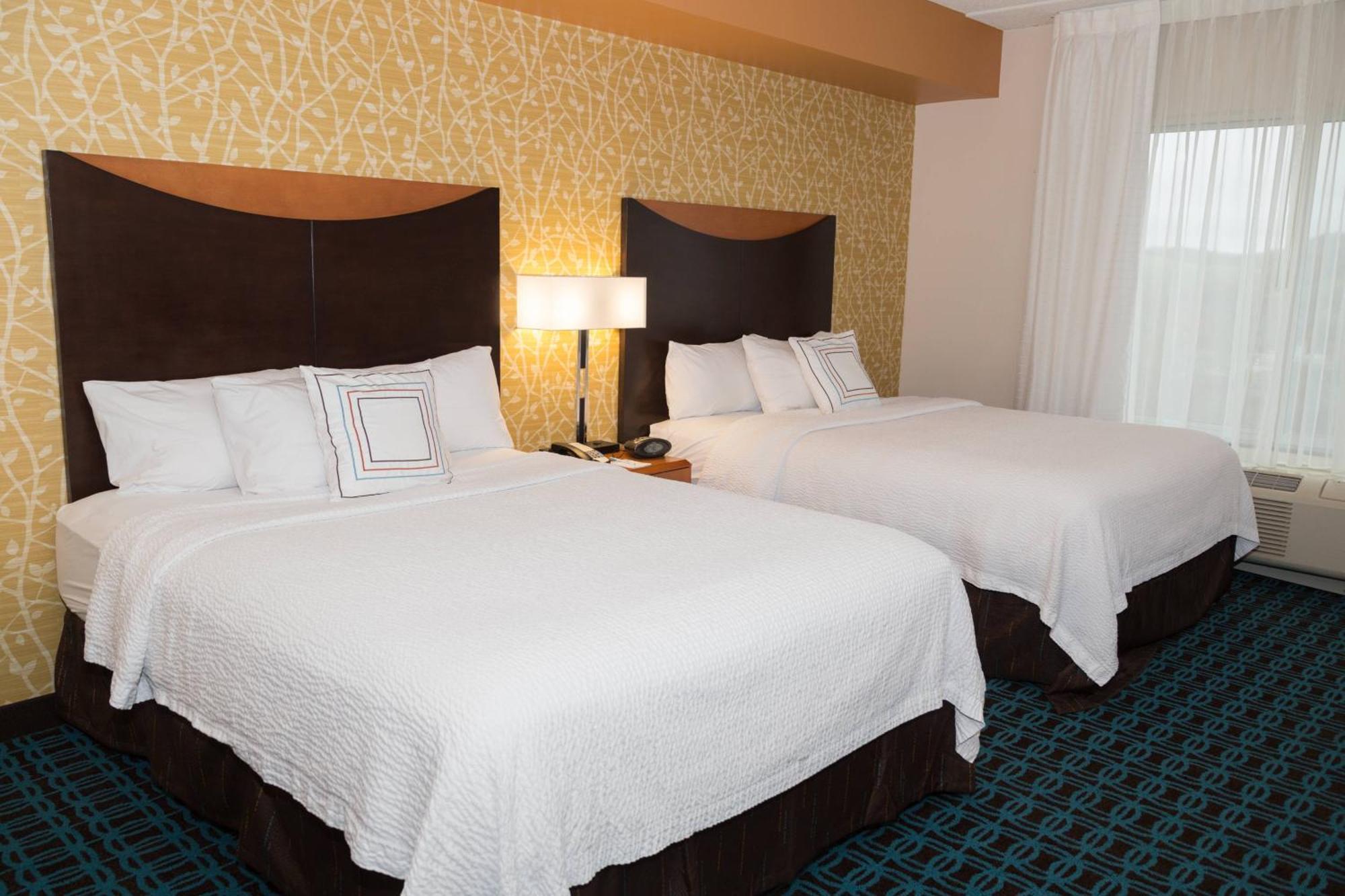 Fairfield Inn By Marriott Моргантаун Экстерьер фото